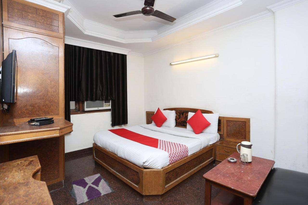 Oyo 8188 Vardhmaan Inn Delhi Zewnętrze zdjęcie
